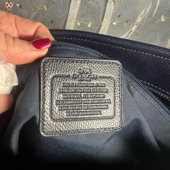 Coach Crossgrain Leather Tote Navy - Picture 9 of 13